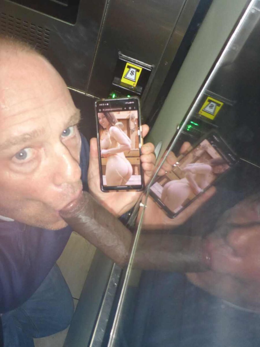 BBC Fag at the Gloryhole